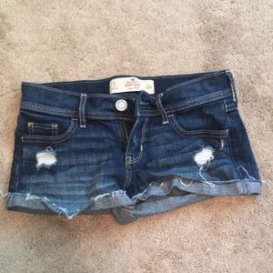 Denim short-shorts
